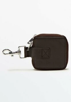 Massimo Dutti Square With Zip - Wallet - Brown -Massimo Dutti Shop 7ca44c0da50d42df8ea0a6f978618df8
