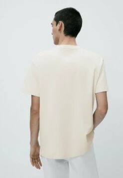 Massimo Dutti Short Sleeve - Basic T-Shirt - Beige -Massimo Dutti Shop 7d05a2c9d6024f70bbd38dccf474d9a3