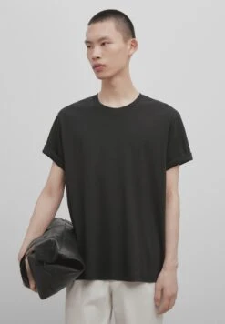 Massimo Dutti Studio -Short Sleeve - Basic T-Shirt - Black
