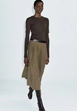 Massimo Dutti MIDI WITH WAIST DETAIL - Pleated Skirt - Light Brown -Massimo Dutti Shop 7d81c19d65d54a05ad9794367f4ff048