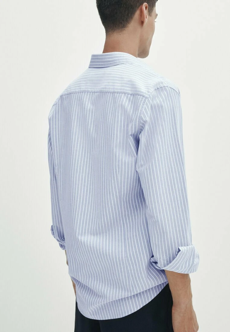 Massimo Dutti Soft Wash Striped Oxford - Shirt - Light Blue 5 Massimo Dutti Soft Wash Striped Oxford - Shirt - Light Blue - Image 3