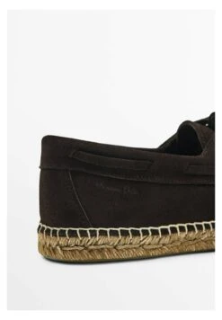 Massimo Dutti Boat Shoes - Brown -Massimo Dutti Shop 7deef5530cc04a13907a1eb20ace5c36