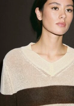 Massimo Dutti STRIPED V-NECK WITH LONG SLEEVE - Jumper - Beige 14 Massimo Dutti STRIPED V-NECK WITH LONG SLEEVE - Jumper - Beige -Massimo Dutti Shop 7e05a3f6ec564eefb13506186d247b2a