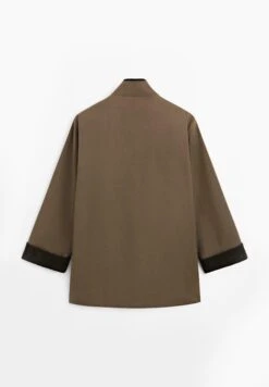 Massimo Dutti WAXED HIGH NECK CORDUROY - Short Coat - Khaki -Massimo Dutti Shop 80ae40e28a2e42c59fd8735cf935a679