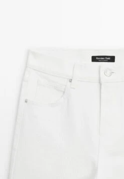 Massimo Dutti MID-RISE SLIM FIT - Flared Jeans - White 14 Massimo Dutti MID-RISE SLIM FIT - Flared Jeans - White -Massimo Dutti Shop 811f75272e18453a8058ceffa32c8c24