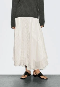 Massimo Dutti ASYMMETRIC CHECK MIDI - Maxi Skirt - White