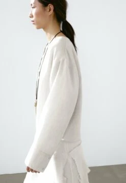 Massimo Dutti FLOWING GARMENT WITH BUTTONS - Blouse - Beige -Massimo Dutti Shop 81fb06634755411b94646fcd9c897e37