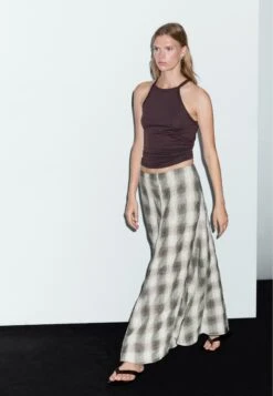 Massimo Dutti LONG FLARED CHECK - Maxi Skirt - Grey 14 Massimo Dutti LONG FLARED CHECK - Maxi Skirt - Grey -Massimo Dutti Shop 8240731fc96540aa9d0bb261ea8efef7