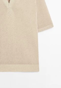 Massimo Dutti V-NECK SHORT SLEEVE - Polo Shirt - Beige -Massimo Dutti Shop 82482dfe89e449a2a155e5d0e0c36b15