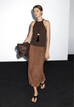Massimo Dutti HALTER NECK - Top - Dark Brown -Massimo Dutti Shop 83335a03b28144f2b1064d3f168d4f5a