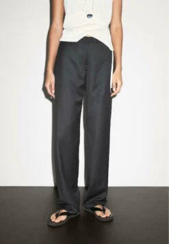 Massimo Dutti FLOWING LOW-RISE STRAIGHT-LEG - Trousers - Dark Grey