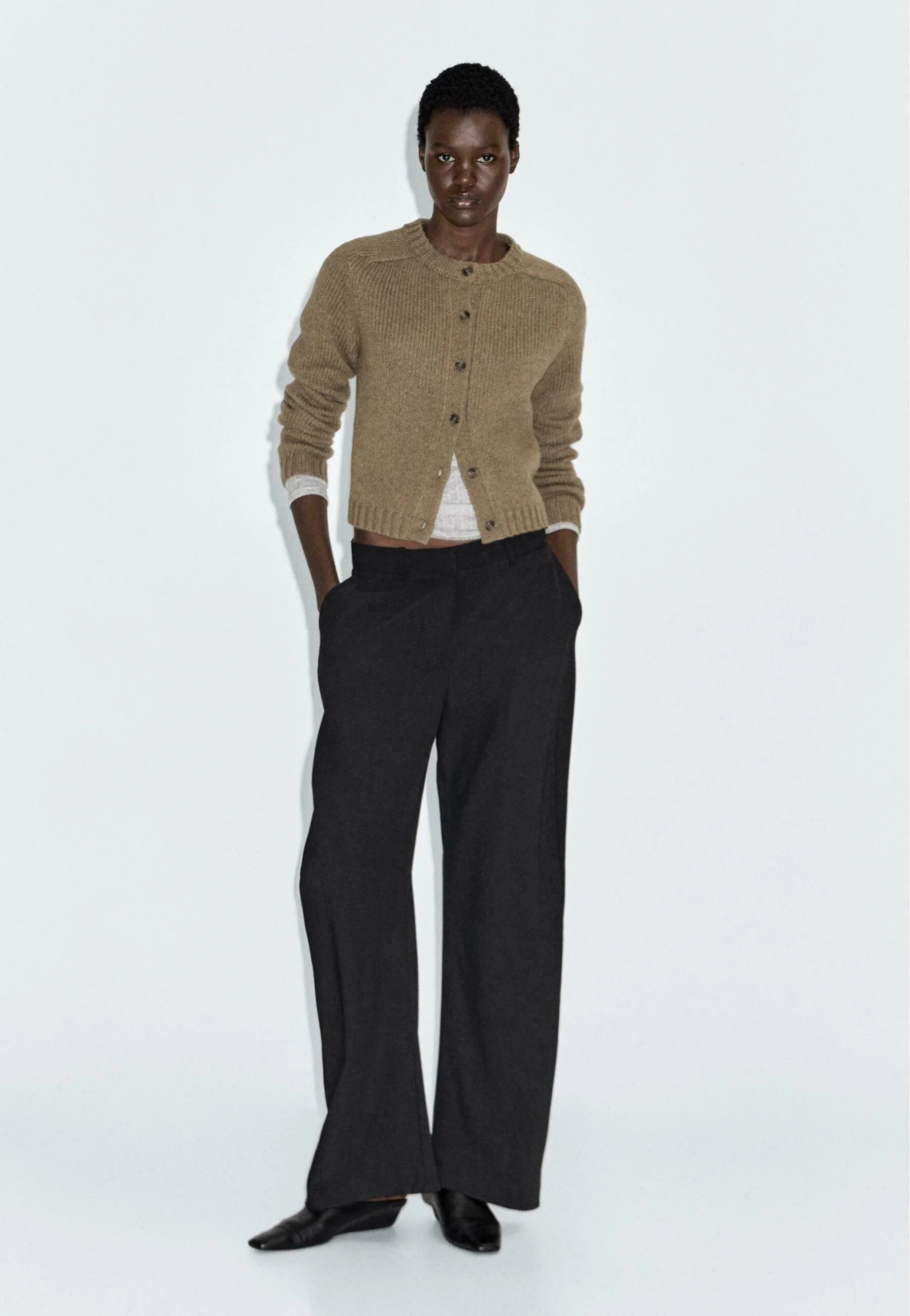 Massimo Dutti BUTTONED RAGLAN SLEEVE - Cardigan - Khaki 6 Massimo Dutti BUTTONED RAGLAN SLEEVE - Cardigan - Khaki - Image 4