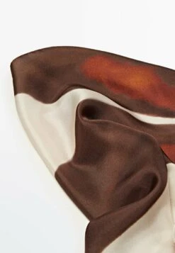 Massimo Dutti Abstract Printed - Scarf - Bordeaux -Massimo Dutti Shop 853e91c8b4994278b28597cba4d7ceb1