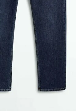 Massimo Dutti Mid Waist - Straight Leg Jeans -Massimo Dutti Shop 85fa7091dae24464ad2e421601147103