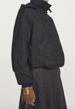 Massimo Dutti WATER-REPELLENT PADDED WITH HIGH NECK - Parka - Black 16 Massimo Dutti WATER-REPELLENT PADDED WITH HIGH NECK - Parka - Black -Massimo Dutti Shop 8719d329ff27416bb34634303200a5b1