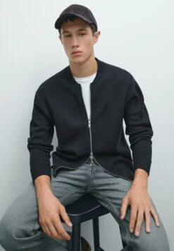 Massimo Dutti STYLE - Cardigan - Dark Blue 17 Massimo Dutti STYLE - Cardigan - Dark Blue -Massimo Dutti Shop 87387528c15a48aa948d86711bfdefda