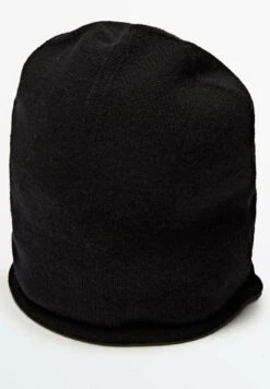 Massimo Dutti Beanie - Black -Massimo Dutti Shop 8743cfa706984f69b54981241de0cfe9
