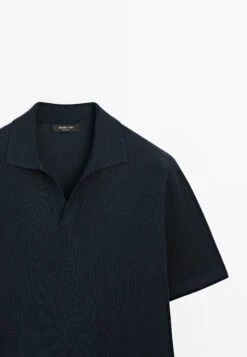 Massimo Dutti FINE V-NECK WITH SHORT SLEEVE - Polo Shirt - Dark Blue 17 Massimo Dutti FINE V-NECK WITH SHORT SLEEVE - Polo Shirt - Dark Blue -Massimo Dutti Shop 87664619e635492bbb9cdc85976fc668