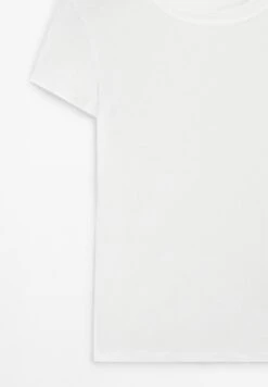 Massimo Dutti TEXTURED CREPE-EFFECT WITH CREW NECK - Basic T-shirt - White 18 Massimo Dutti TEXTURED CREPE-EFFECT WITH CREW NECK - Basic T-shirt - White -Massimo Dutti Shop 881aec01511046aa97b54e0420f341ec