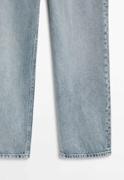 Massimo Dutti High Waist - Straight Leg Jeans 29 Massimo Dutti High Waist - Straight Leg Jeans -Massimo Dutti Shop 8844bc27d32e4cf4a5aec4e6dd83fcb9