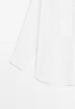 Massimo Dutti BLEND GARMENT WITH THIN PINTUCKS - Button-down Blouse - White -Massimo Dutti Shop 8861b7fb3a8f42e093df94215d1fc9d7