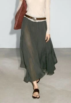 Massimo Dutti LONG FLOWING WITH RUFFLES - Maxi Skirt - Green