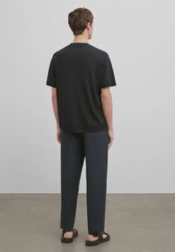 Massimo Dutti Studio - Short Sleeve - Basic T-Shirt - Blue 14 Massimo Dutti Studio - Short Sleeve - Basic T-Shirt - Blue -Massimo Dutti Shop 89e75cded24b47f8adff3535ee543074