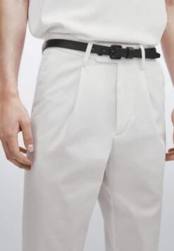 Massimo Dutti Studio - Darted - Chinos - White 16 Massimo Dutti Studio - Darted - Chinos - White -Massimo Dutti Shop 8ad9aaf3177c42499bcc2896b76d9b2e