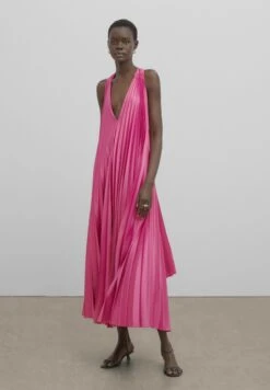 Massimo Dutti Studio Long Pleated - Day Dress -Massimo Dutti Shop 8b420c23cc5a4bbb8695e48c344e0224