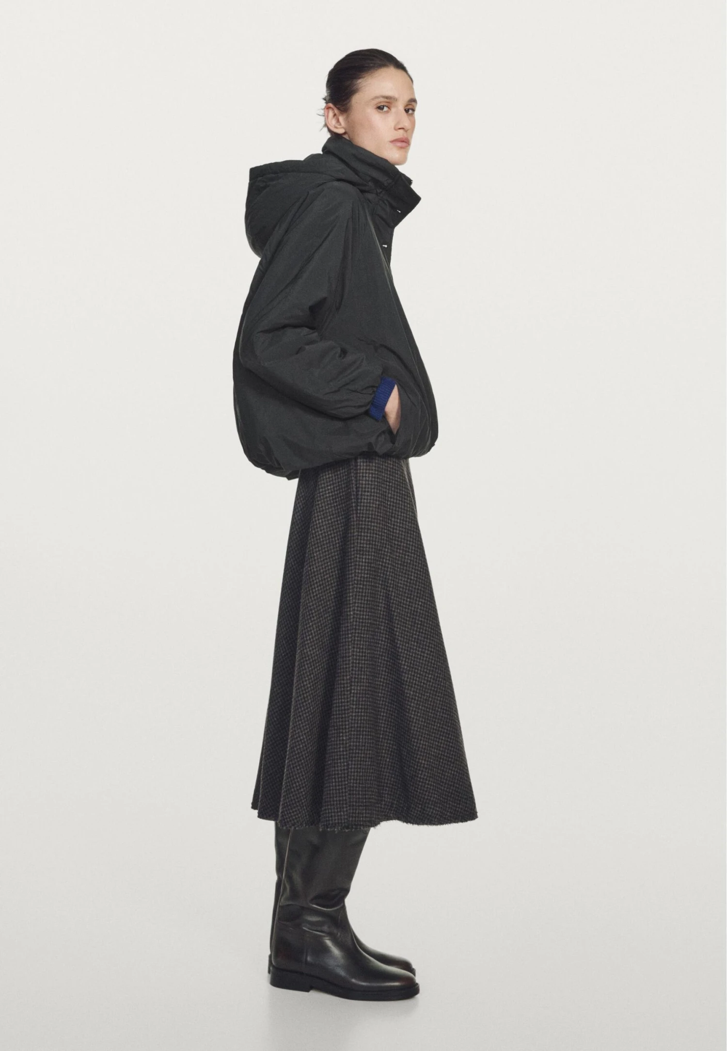 Massimo Dutti WATER-REPELLENT PADDED WITH HIGH NECK - Parka - Black 6 Massimo Dutti WATER-REPELLENT PADDED WITH HIGH NECK - Parka - Black - Image 4