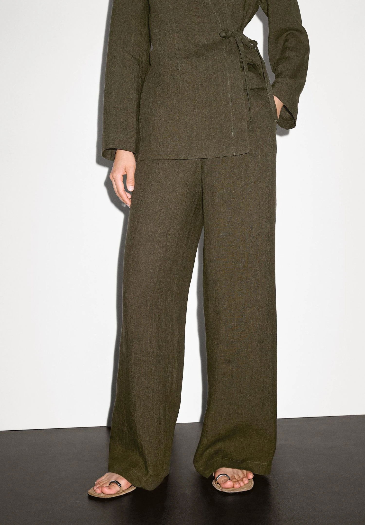 Massimo Dutti STRAIGHT-LEG - Trousers - Dark Green 3 Massimo Dutti STRAIGHT-LEG - Trousers - Dark Green