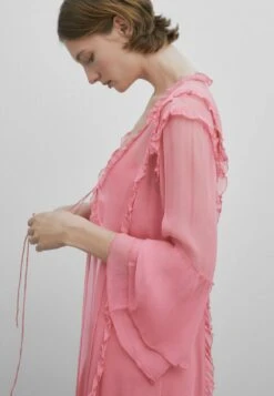 Massimo Dutti Studio Long Airy With Ruffles - Maxi Dress -Massimo Dutti Shop 8d05d722aedc464c878369ec3e1a204d