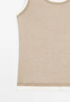 Massimo Dutti DOUBLE-STRAP WITH ROUND NECK - Basic T-shirt - Beige 19 Massimo Dutti DOUBLE-STRAP WITH ROUND NECK - Basic T-shirt - Beige -Massimo Dutti Shop 8f481c5ca711426f812d19fab3952df4