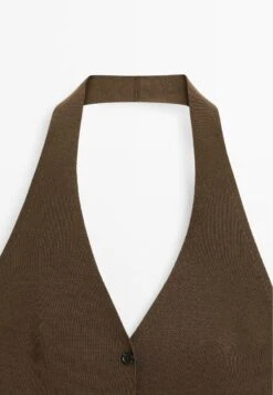 Massimo Dutti LOW-CUT BACK WITH BUTTONS - Waistcoat - Khaki 22 Massimo Dutti LOW-CUT BACK WITH BUTTONS - Waistcoat - Khaki -Massimo Dutti Shop 904ca7f68da0429b8e803271c1a30331