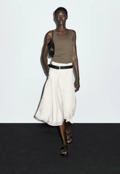 Massimo Dutti MIDI WITH YOKE AND FLOUNCE - A-line Skirt - Beige 16 Massimo Dutti MIDI WITH YOKE AND FLOUNCE - A-line Skirt - Beige -Massimo Dutti Shop 90b47434e59f4cabad064abb216372b6