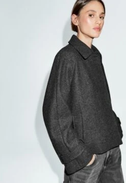 Massimo Dutti RAGLAN SLEEVE - Summer Jacket - Grey -Massimo Dutti Shop 90cc6ecc08404275a3efc4ff1ffe7842