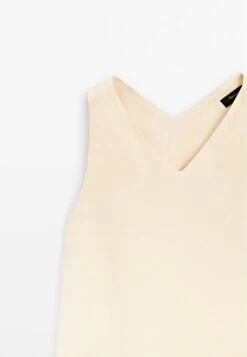 Massimo Dutti LONG FLOWING V-NECK - Maxi Dress - Yellow -Massimo Dutti Shop 910ba19ea2a14df1bb48f02a441064c2