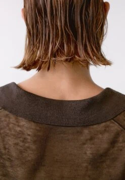 Massimo Dutti SEMI-SHEER WITH POLO COLLAR - Polo Shirt - Brown -Massimo Dutti Shop 91d60f178cd04f978b777d355f470e4d