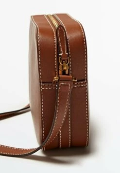 Massimo Dutti Camera Bag - Brown -Massimo Dutti Shop 92261c4bd8f14a8190445af1b00e4b41