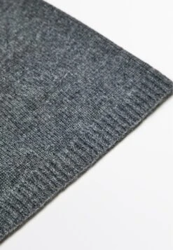 Massimo Dutti FINE - Beanie - Grey -Massimo Dutti Shop 926023e3189445189a7e1c65b899d30f