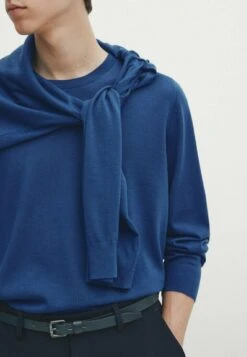 Massimo Dutti Crew Neck - Sweatshirt - Neon Blue -Massimo Dutti Shop 932928acb6ee426393d7eedd3d69ccd7