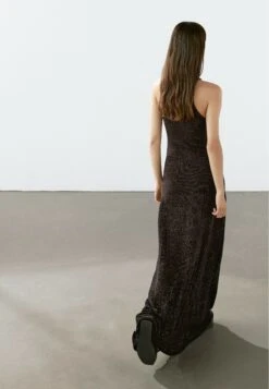Massimo Dutti FLARED LONG WITH V-NECK - Maxi Dress - Dark Brown -Massimo Dutti Shop 942e8e7f947e4b4e88c11f87cd17fbfe