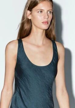 Massimo Dutti STRAPPY ROUND NECK - Day Dress - Mottled Dark Green -Massimo Dutti Shop 947de5c489f04e959e9783413e75746e