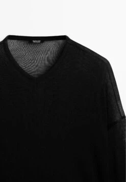 Massimo Dutti SEMI-SHEER LOOSE-FITTING V-NECK - Jumper - Black -Massimo Dutti Shop 94da586089fc46ffa2ab1c1e34c2d575