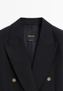 Massimo Dutti DOUBLE-BREASTED WITH GOLD RHINESTONE BUTTONS - Blazer - Dark Blue 19 Massimo Dutti DOUBLE-BREASTED WITH GOLD RHINESTONE BUTTONS - Blazer - Dark Blue -Massimo Dutti Shop 95993a77a8274aba8b9e8acd645c7208