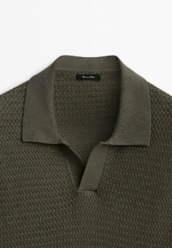Massimo Dutti Textured Short Sleeve - Polo Shirt - Green 20 Massimo Dutti Textured Short Sleeve - Polo Shirt - Green -Massimo Dutti Shop 95a7ff9892a14106b58367ae379e6a29