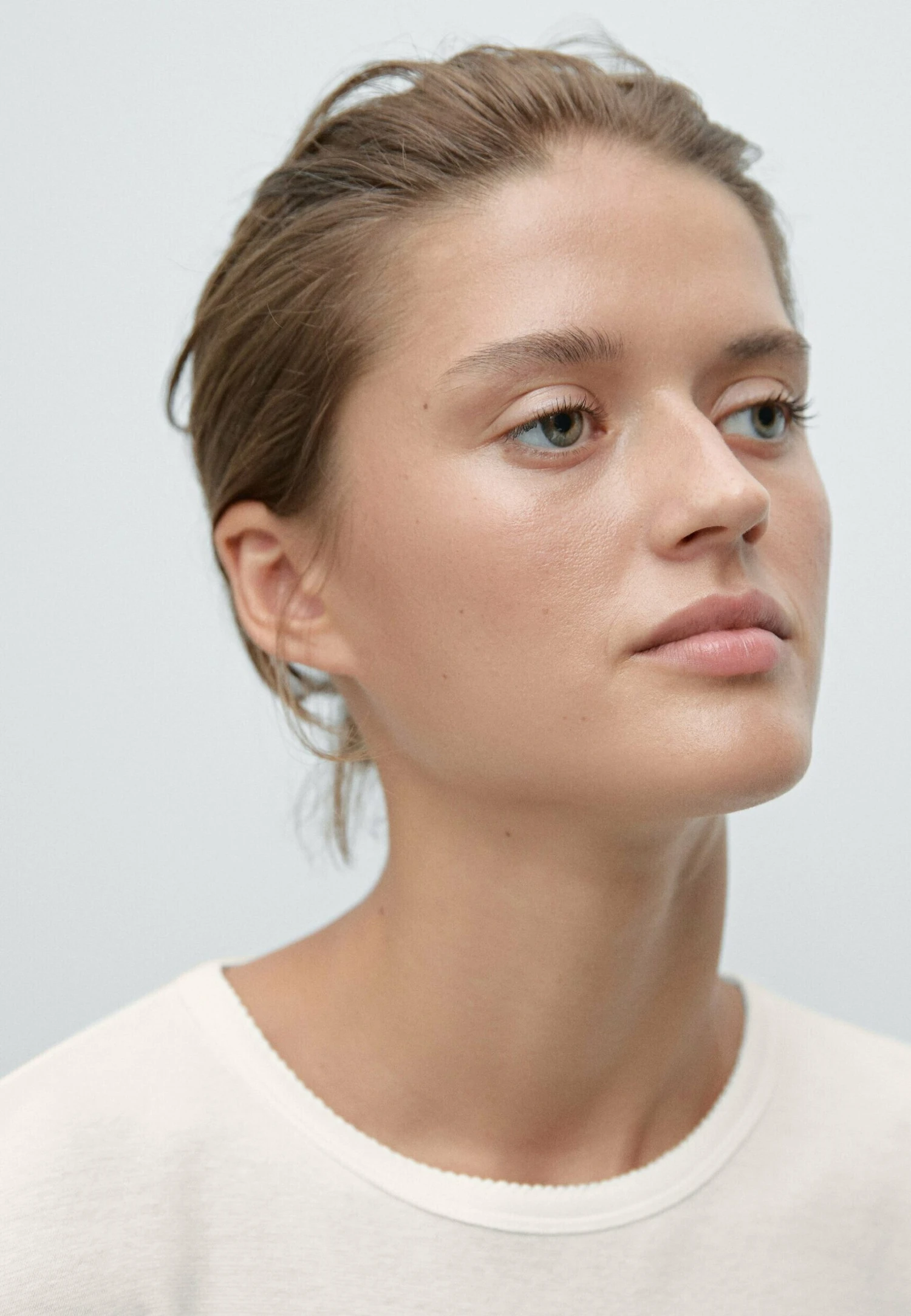 Massimo Dutti SHORT SLEEVE WITH TRIM DETAILS - Basic T-shirt - WHITE 6 Massimo Dutti SHORT SLEEVE WITH TRIM DETAILS - Basic T-shirt - WHITE - Image 4