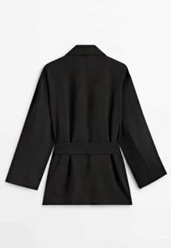 Massimo Dutti Flowing With And Tie Detail - Short Coat - Black 9 Massimo Dutti Flowing With And Tie Detail - Short Coat - Black -Massimo Dutti Shop 95e3ff01089941c7bd50670bbc7bc536