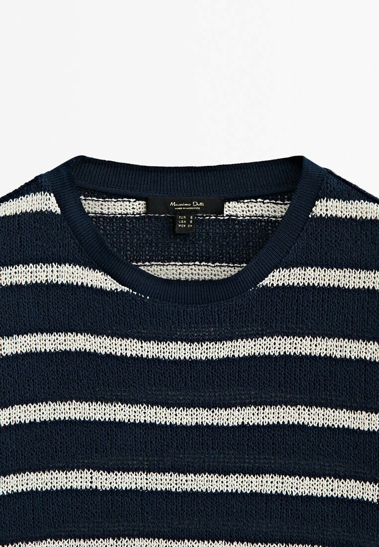 Massimo Dutti Textured Striped Blend - Print T-Shirt - Dark Blue 9 Massimo Dutti Textured Striped Blend - Print T-Shirt - Dark Blue - Image 7