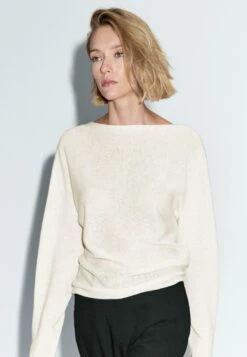 Massimo Dutti BOAT NECK WITH RAGLAN SLEEVE - Jumper - Beige 18 Massimo Dutti BOAT NECK WITH RAGLAN SLEEVE - Jumper - Beige -Massimo Dutti Shop 964026ae683d458fbd7edc216f6f7be1